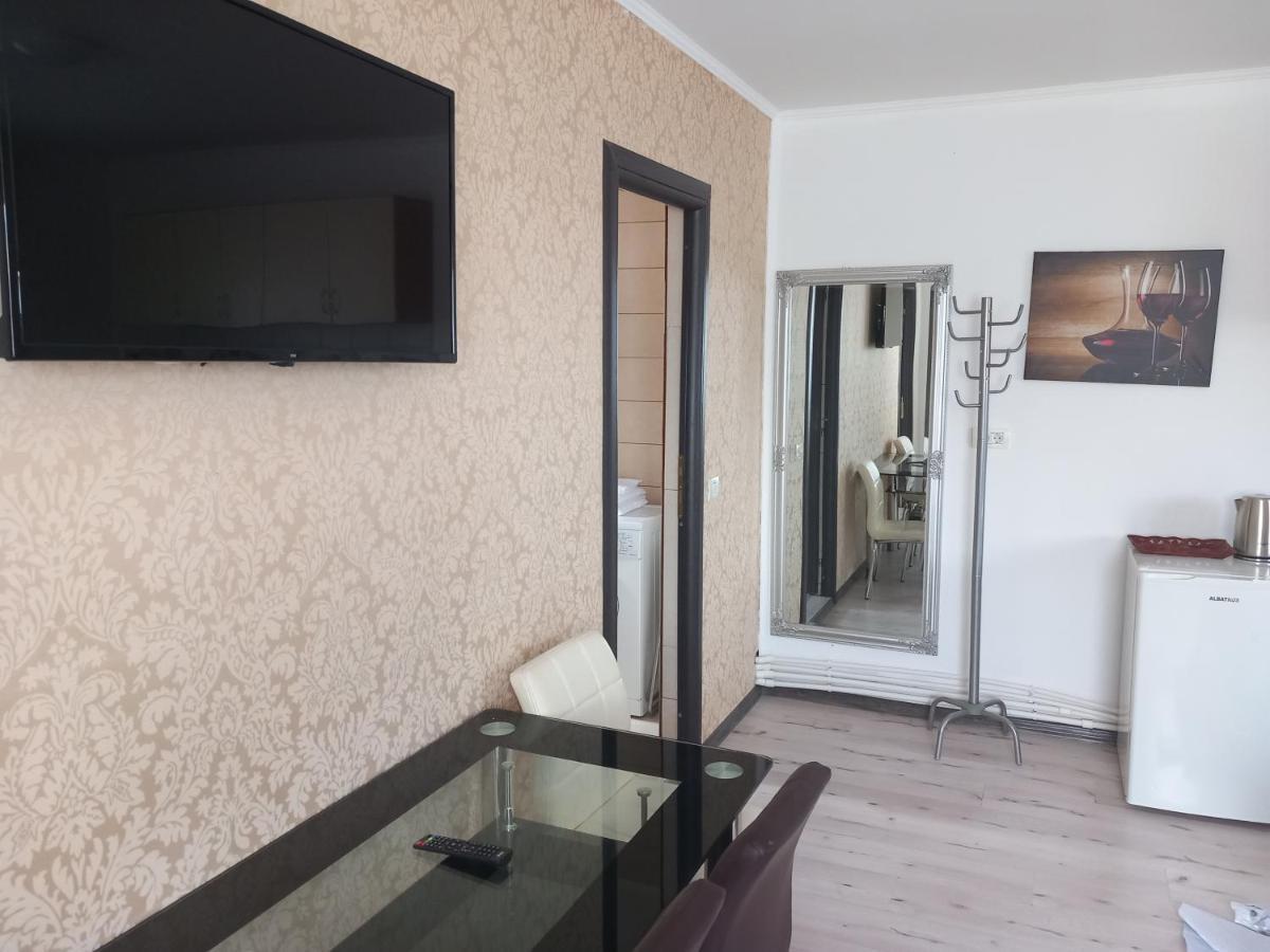 Vila Davison Târgu Jiu Екстериор снимка