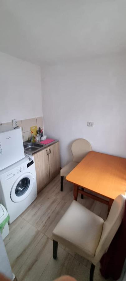 Vila Davison Târgu Jiu Екстериор снимка