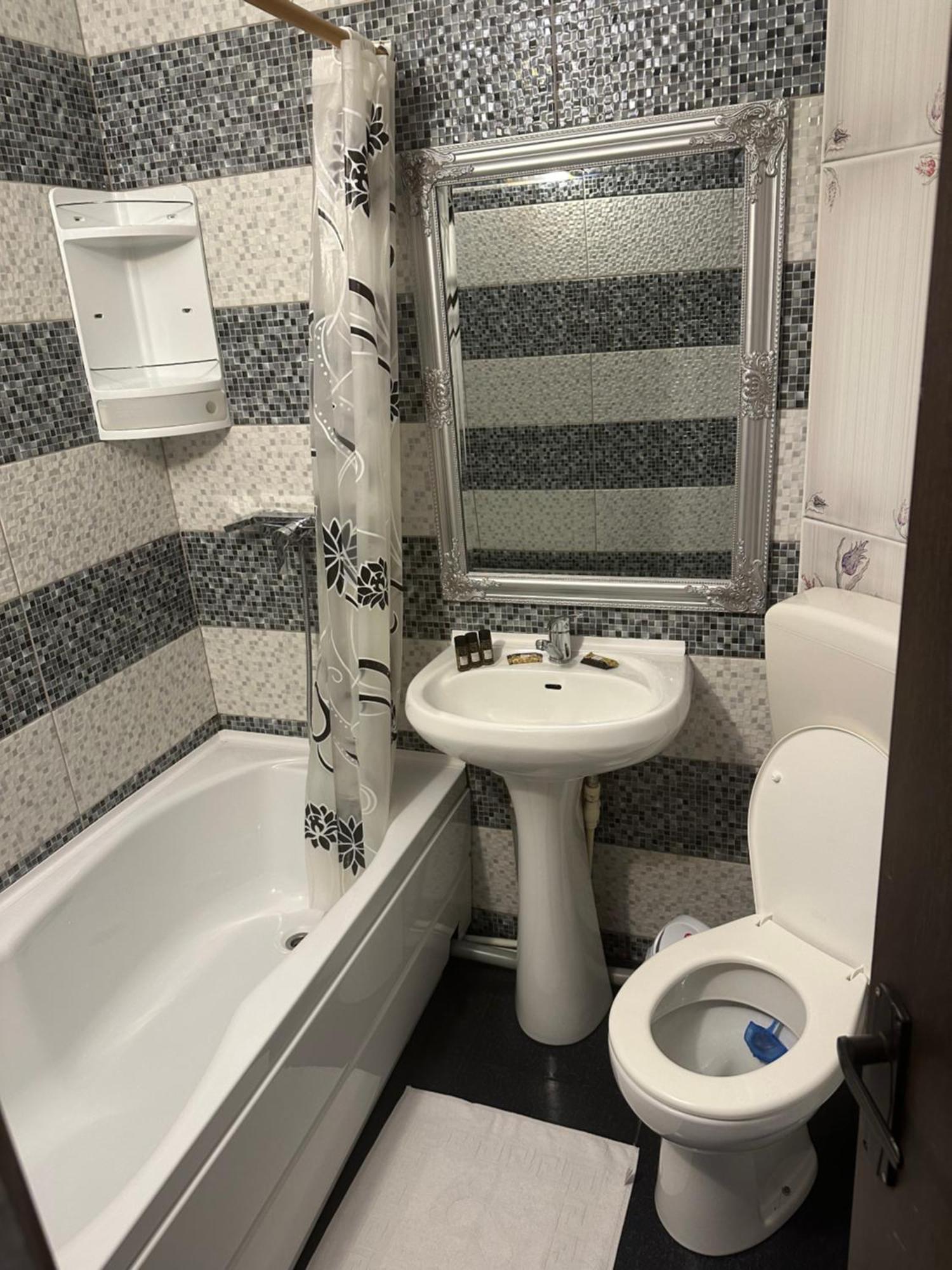 Vila Davison Târgu Jiu Екстериор снимка